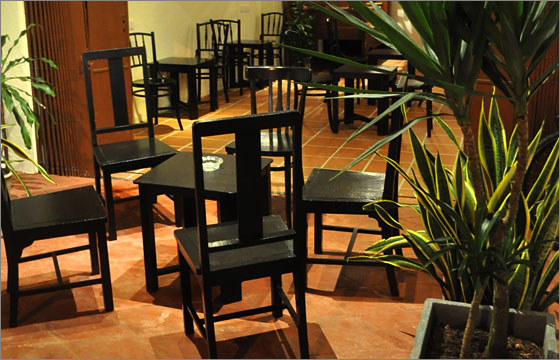 Red Inn Court common lounge area